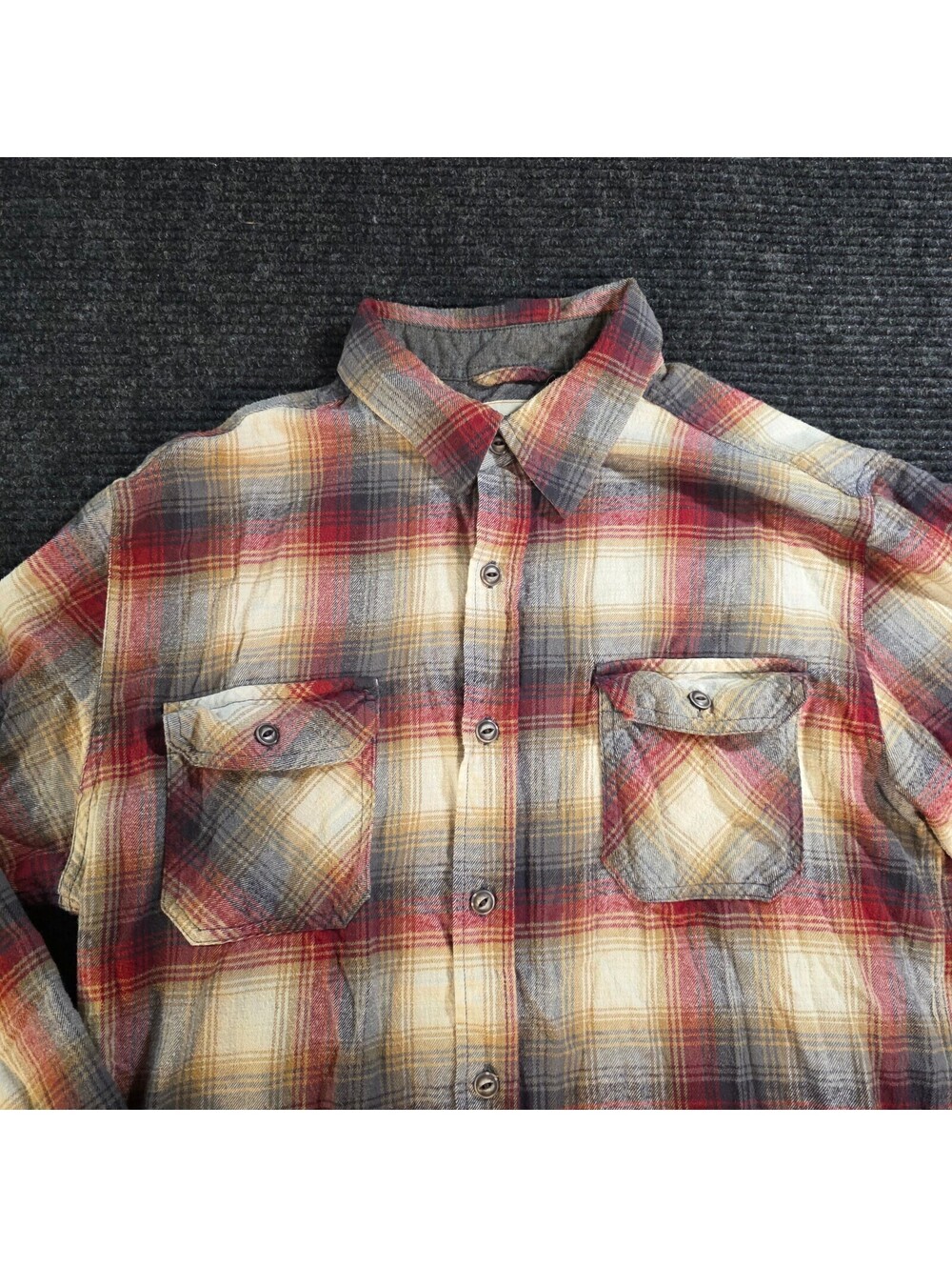 Weatherproof Vintage Men's Medium Plaid Button-Up Shirt